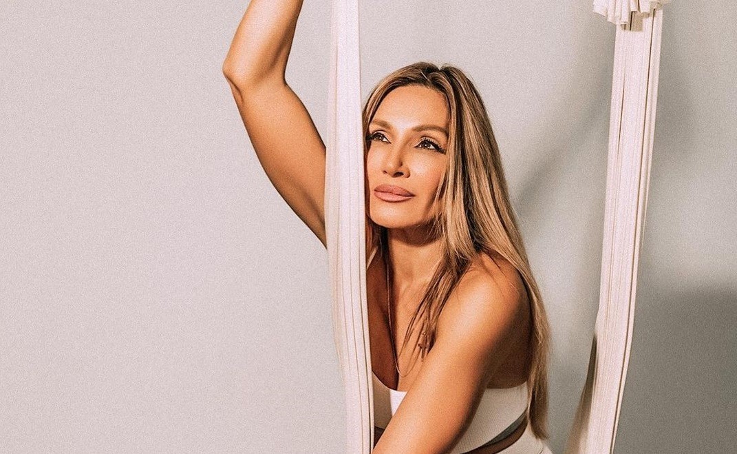 Ελένη Πετρουλάκη: Η ομοιότητα με την Jennifer Lopez και τα σχόλια των followers της