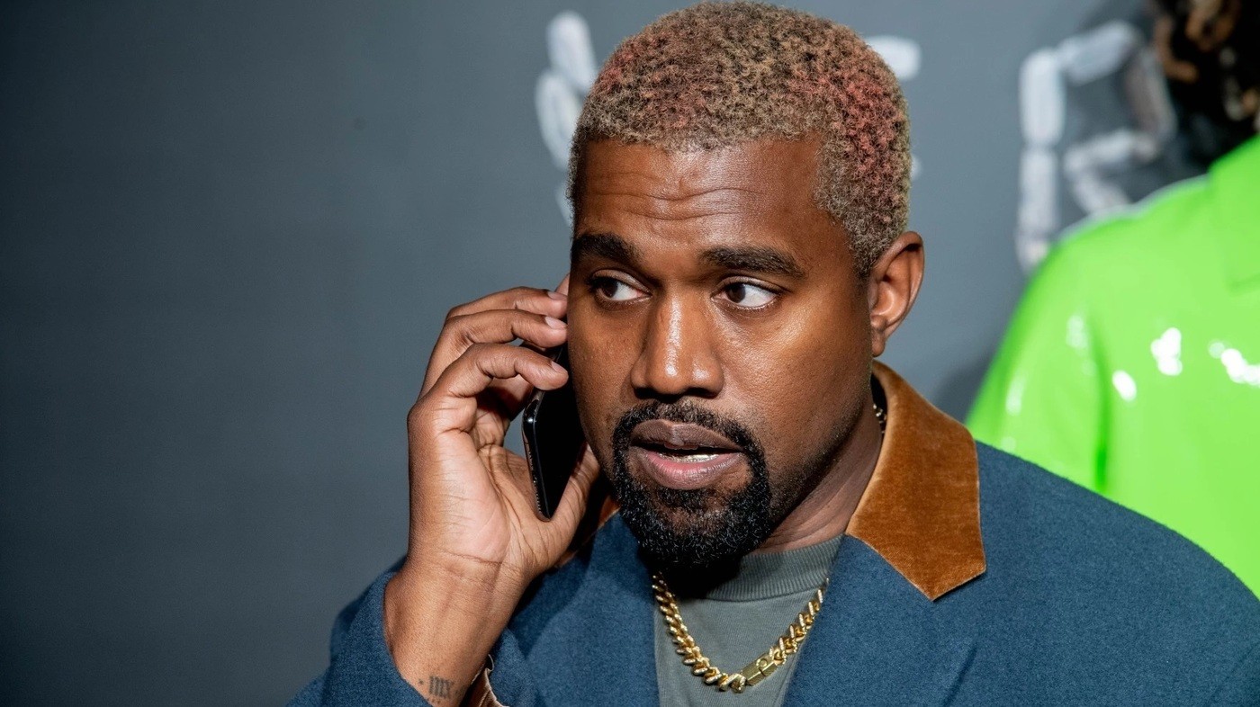 Ο Kanye West σε δημόσια εμφάνιση με το νέο του φλερτ παρόλο που θέλει πίσω την Kim Kardashian