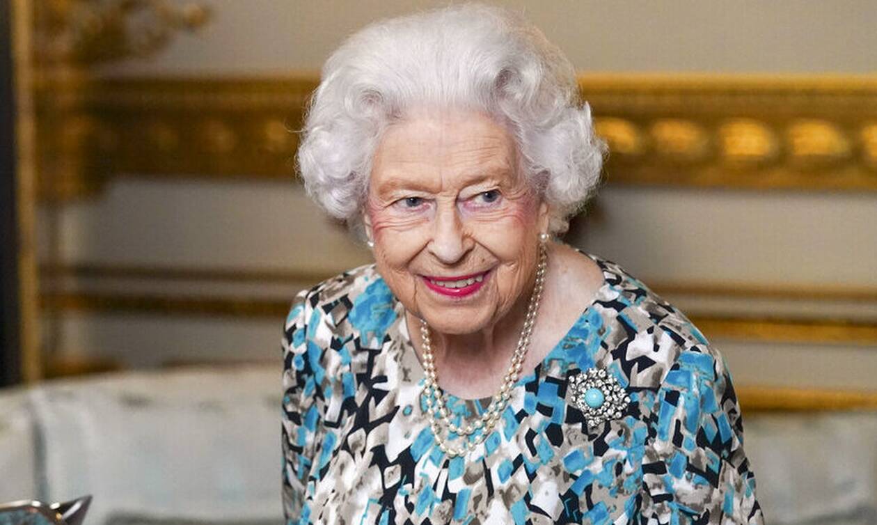 Βασίλισσα Ελισάβετ: Τι συμβαίνει με την υγεία της; – Ακυρώνει ξανά δημόσια εμφάνισή της