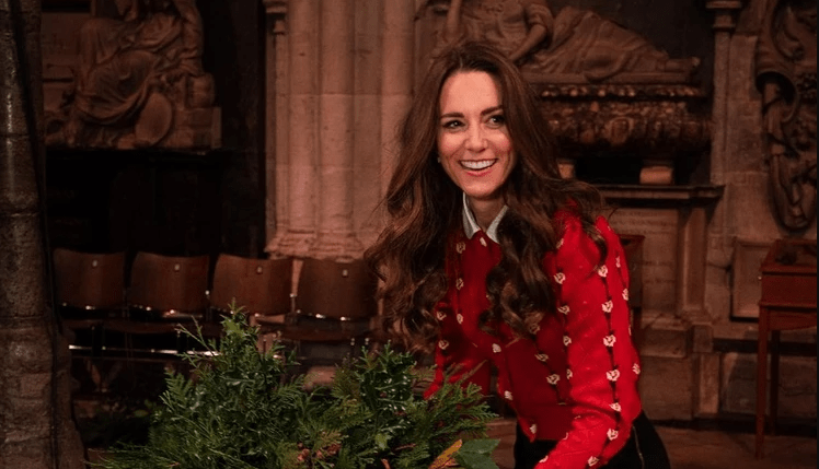 Kate Middleton: Μας δείχνει τις ικανότητές της στο πιάνο στους βασιλικούς εορτασμούς των Χριστουγέννων