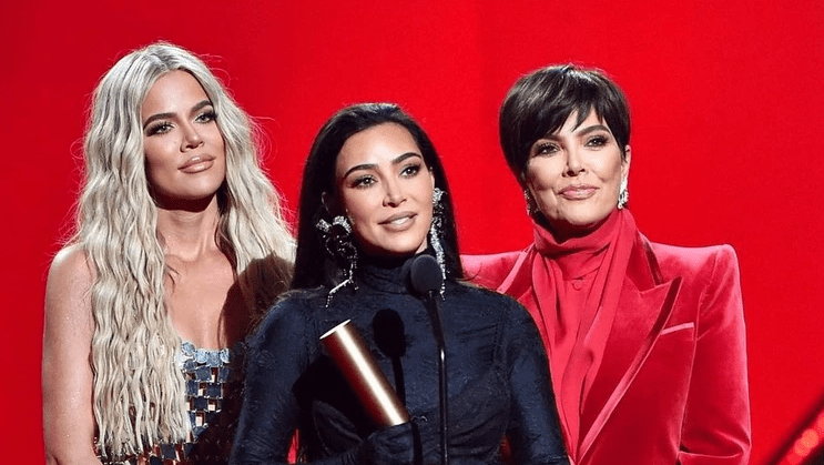 Δολοφονήθηκε η μάνατζερ των Kardashians – H δήλωσή τους για το τραγικό συμβάν