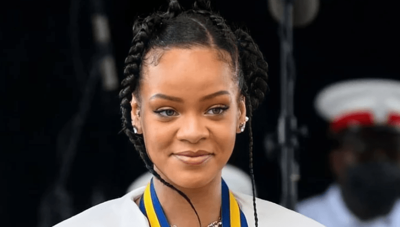 Κι όμως! Η Rihanna έπιασε συζήτηση με fan της στο instagram για τις φήμες εγκυμοσύνης της