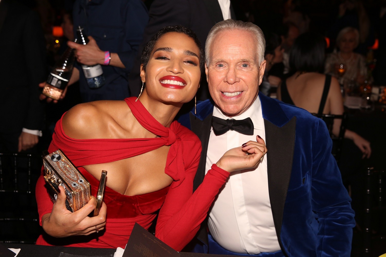 Ο TOMMY HILFIGER ΠΑΡΕΥΡΕΘΗΚΕ ΣΤΑ BRITISH FASHION AWARDS 2021 ΓΙΑ ΝΑ ΠΑΡΑΛΑΒΕΙ ΤΟ ΒΡΑΒΕΙΟ ΕΞΑΙΡΕΤΙΚΟΥ ΕΠΙΤΕΥΓΜΑΤΟΣ