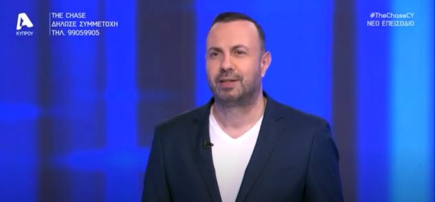 Και όμως ο Τάσος Τρύφωνος θέλει να τον ζωγραφίσουν... γυμνό και έκανε on air πρόταση σε ζωγράφο