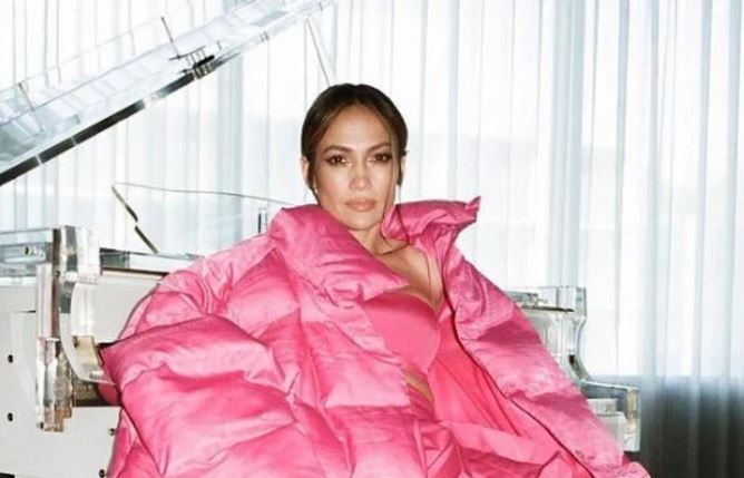 Λιώνει η Jennifer Lopez : «Η σχέση μου με τον Ben Affleck είναι πολύ διαφορετική απ’ ότι ήταν πριν χρόνια»