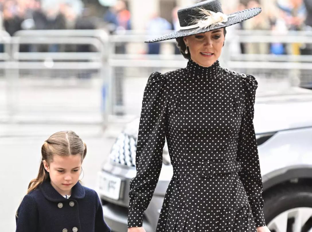 Kate Middleton και πριγκίπισσα Σάρλοτ παραδίδουν μαθήματα στιλ!