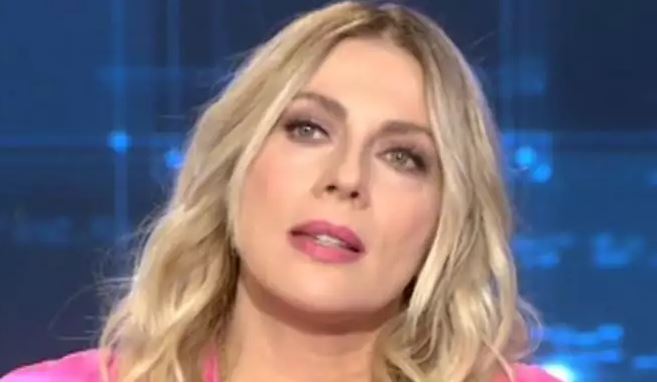 Σμαράγδα Καρύδη: «Δεν με ήθελαν για το Παρά Πέντε, ο Καπουτζίδης έγραψε το ρόλο για άλλο πρόσωπο»!