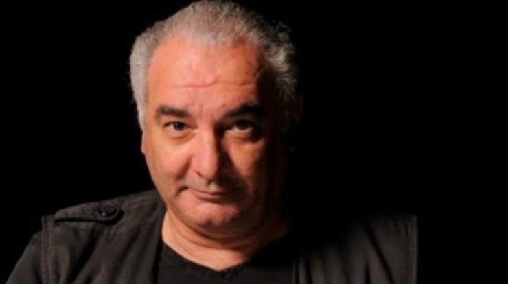 Ξεσπά ο Κώστας Βήχας για την ΑΗΚ: «Της έκοψαν το ρεύμα, πέρασε μέρες με ένα φανάρι»