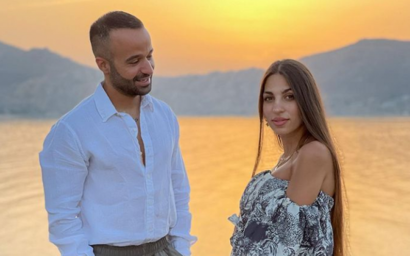 Θέλξια-Βαλέρια Φραγκούδη: Ρομαντική απόδραση σε ελληνικό νησί με τον συζυγό της