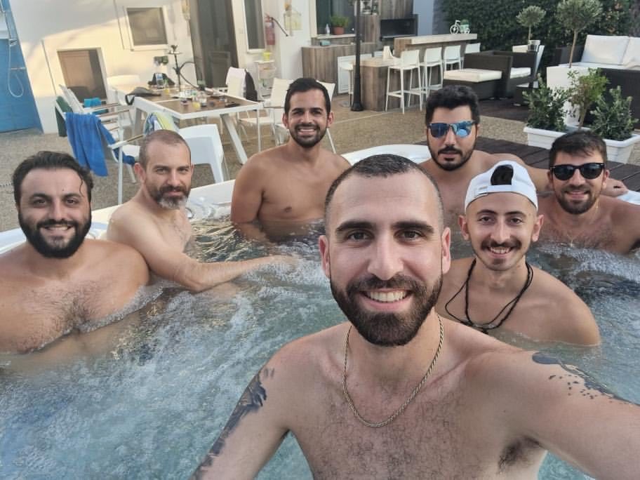 Χάρης Αριστείδου: Το εντυπωσιακό bachelor pool party του λίγο πριν το γάμο του!