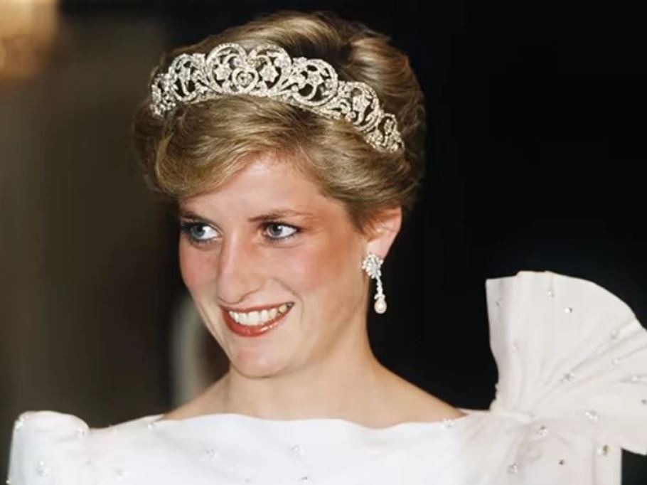 Θα παρεί η Kate Middleton την εμβληματική τιάρα της πριγκίπισσας Diana;