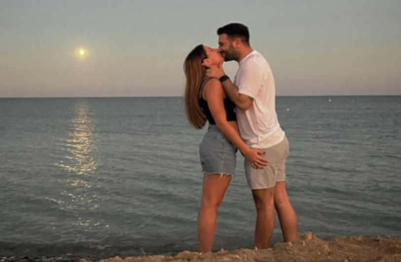 Χάρης - Θεογνωσία: Έγινε πρόταση γάμου με φόντο το ηλιοβασίλεμα; Το καυτό φιλί και όλες οι λεπτομέρειες