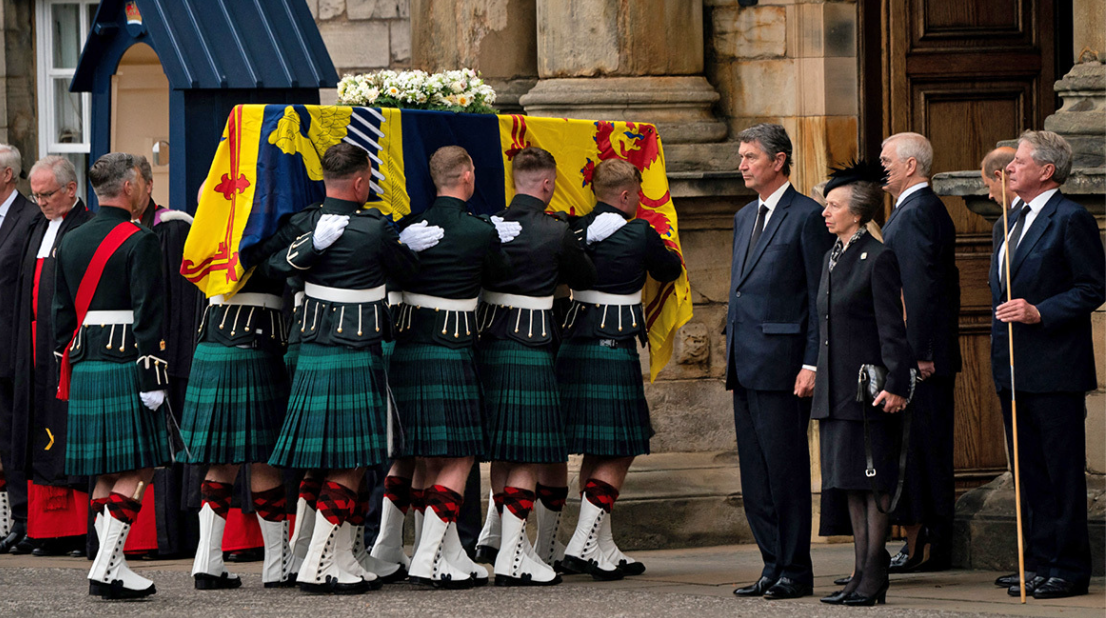 Βασίλισσα Ελισάβετ: Από τη Σκωτία ξεκινά το λαϊκό προσκύνημα