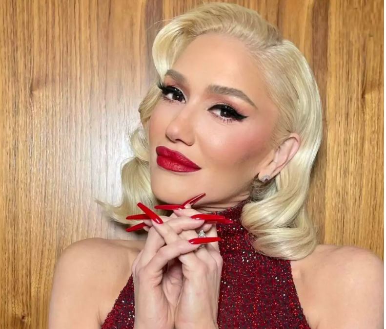 H Gwen Stefani με υπέροχη δημιουργία Έλληνα σχεδιαστή