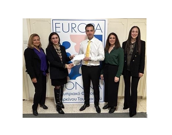 Τα Beauty Line δίπλα στη Europa Donna Κύπρου <strong>Μαζί, στηρίζουμε το έργο της</strong>