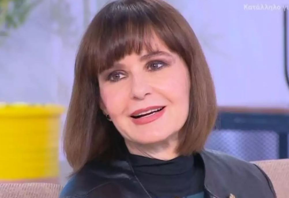 Κάτια Δανδουλάκη: «Θέλω να φύγω μέσα σε μια σκηνή χαράς» – «Η σκηνή είναι το καταφύγιό μου»