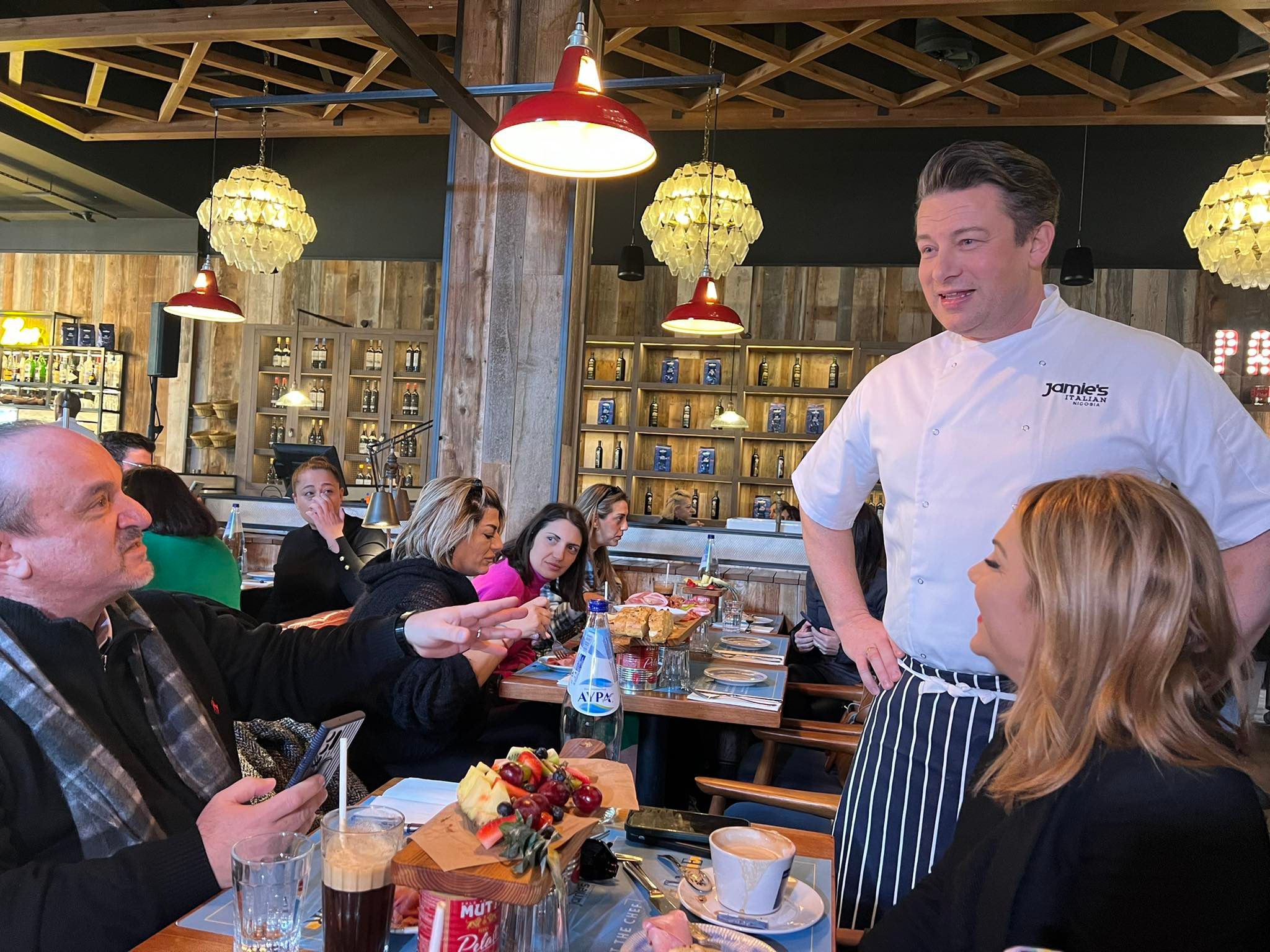 Ο Jamie Oliver… στην Κύπρο-Αποκάλυψε ποιο είναι το αγαπημένο του κυπριακό φαγητό