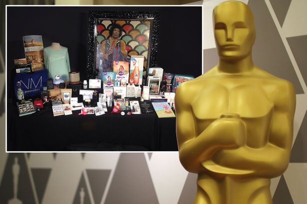 Oscars 2023: Το πλούσιο μενού και τα δώρα - Από... κοτόπιτα μέχρι botox και οικόπεδα στην Αυστραλία