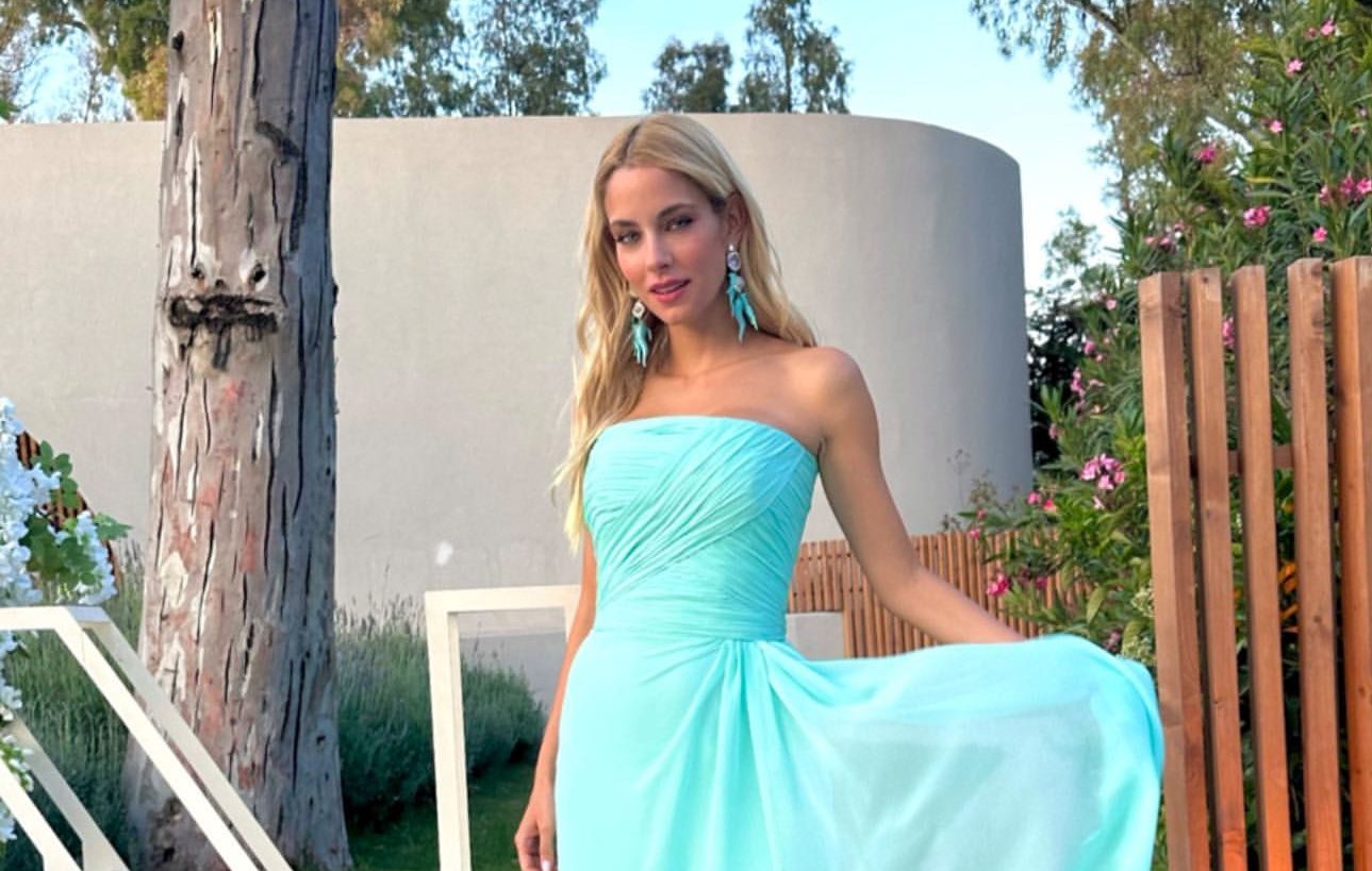 Δούκισσα Νομικού: Το ονειρικό φόρεμα Ελληνίδας σχεδιάστριας που επέλεξε για το γάμο του αδελφού της