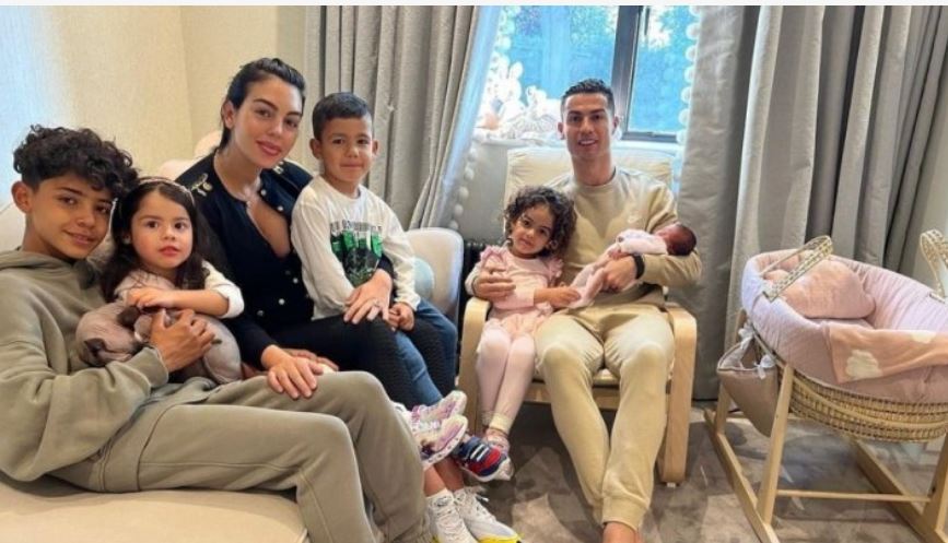 Cristiano Ronaldo: Στο νοσοκομείο η 5χρονη κόρη του