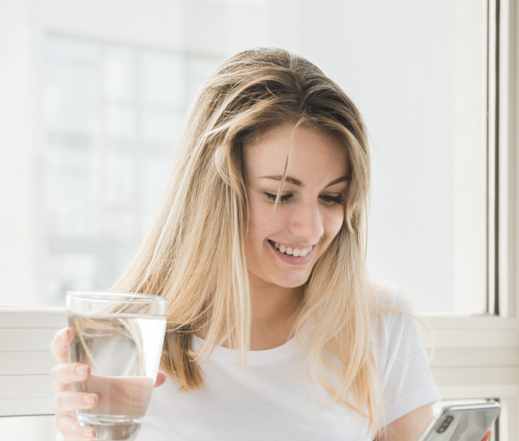 3 εύκολοι τρόποι για να πίνεις περισσότερο νερό
