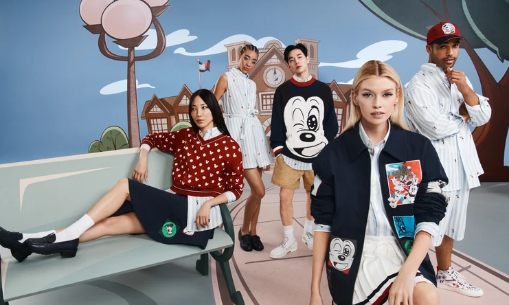 H Tommy Hilfiger γιορτάζει τα 100 χρόνια της Disney με τη συνεργασία Disney x Tommy