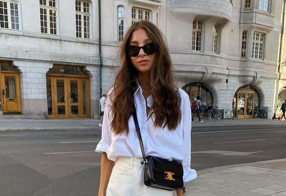 Βρήκαμε τα πιο stylish looks, για να «νικήσεις» τον καύσωνα