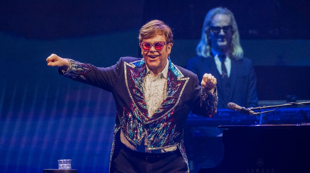 Elton John: Το συγκινητικό μήνυμα στους θαυμαστές του στην τελευταία του συναυλία