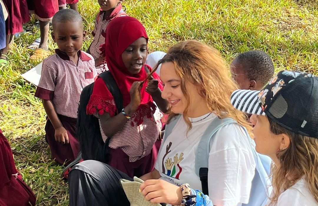 Ιωάννα Λαμπροπούλου: Τα νέα στιγμιότυπα από το ταξίδι της στην Τανζανία