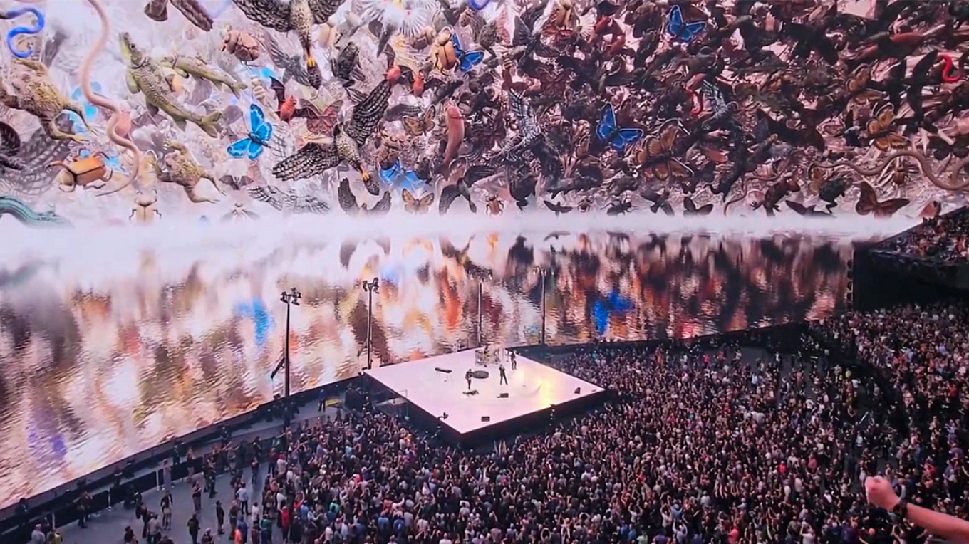 U2: Εγκαινίασαν το «Sphere» στο Λας Βέγκας, τον νέο υπερσύγχρονο χώρο που «θα αλλάξει για πάντα τη ζωντανή ψυχαγωγία»