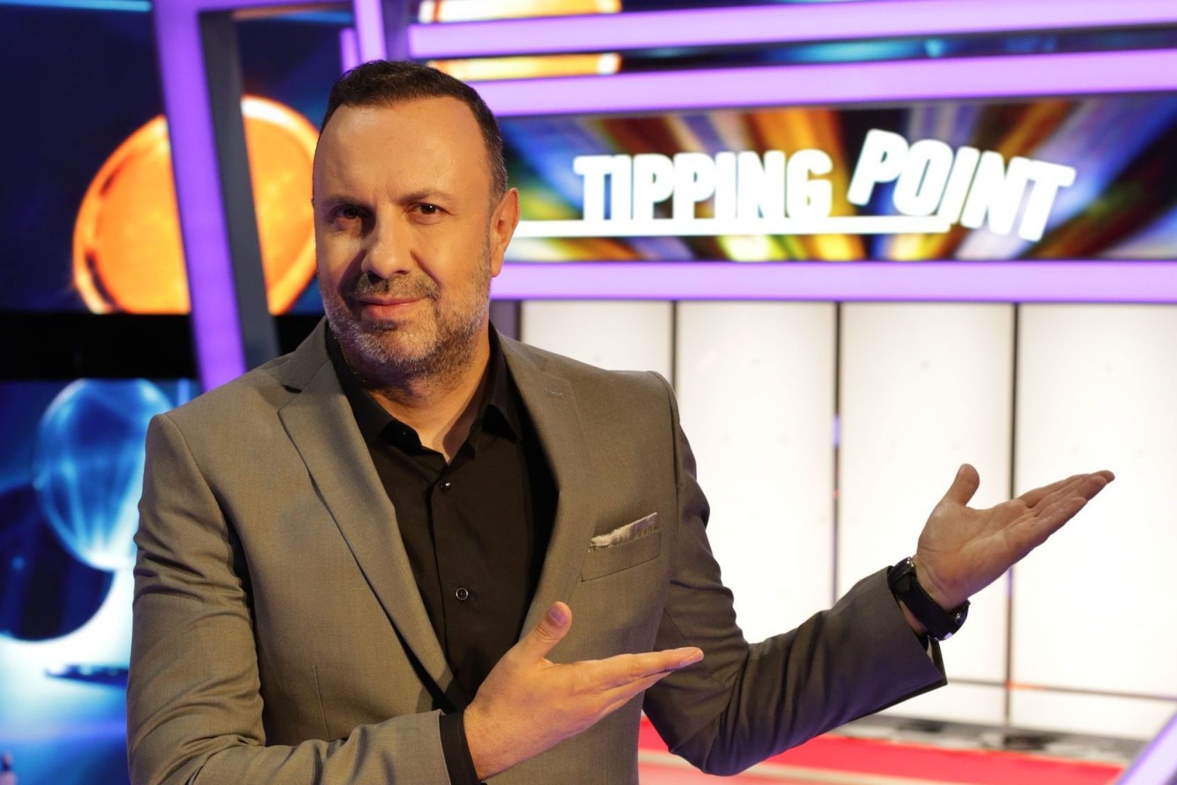 Tipping Point: Παίκτης κέρδισε 10.000 ευρώ στο νέο τηλεπαιχνίδι γνώσεων και τύχης