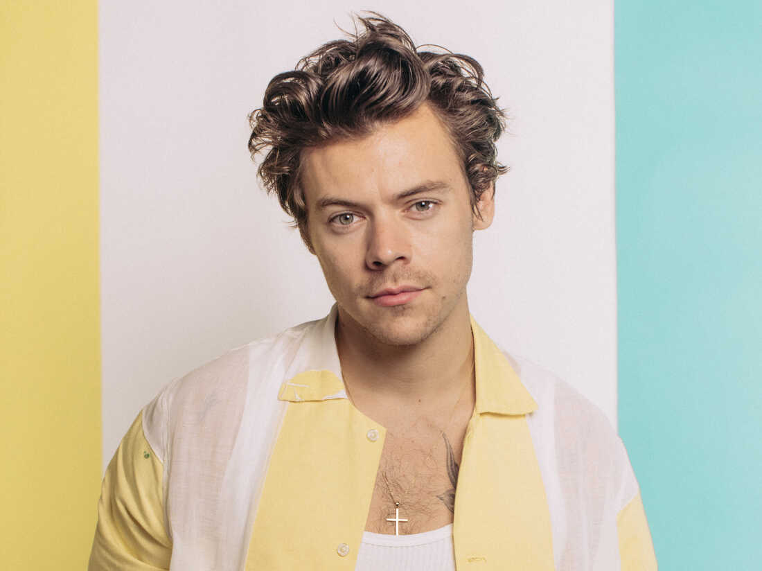 Harry Styles: Κι όμως ξύρισε το κεφάλι του – Viral το νέο look του  
