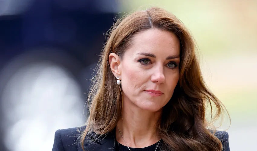 Kate Middleton: Προκάλεσε αντιδράσεις η πρώτη της επίσημη φωτογραφία, μετά την επέμβαση