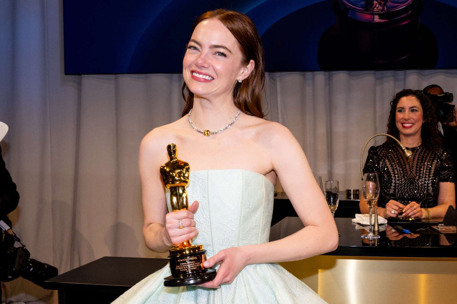 Η viral αντίδρασή της Emma Stone όταν κατάλαβε ότι έλειπε από τη βράβευση του “Poor Things”