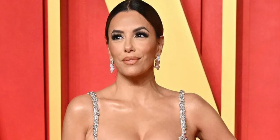 Eva Longoria: Το σχήμα και χρώμα στο μανικιούρ της είναι η τέλεια πρόταση για την άνοιξη