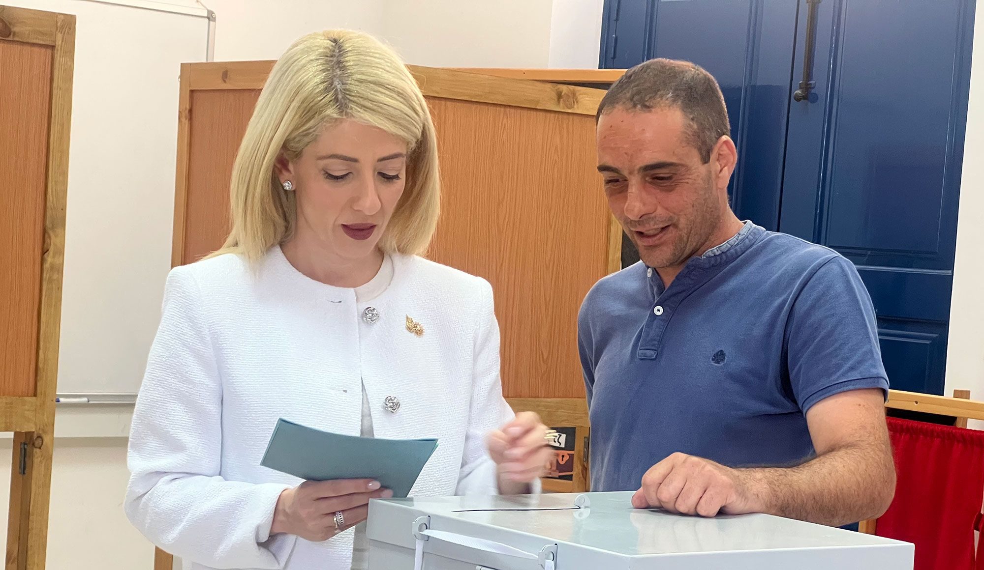 Αννίτα Δημητρίου: Η στιλιστική της επιλογή στην κάλπη