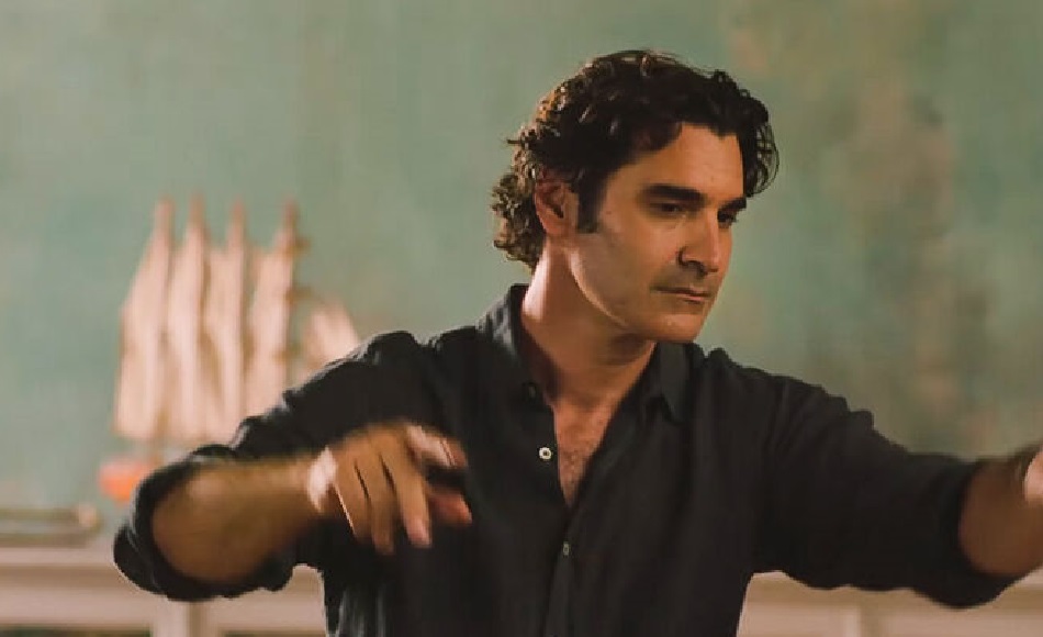 Maestro: Ολοκληρώθηκαν τα γυρίσματα στους Παξούς - Το video του Παπακαλιάτη