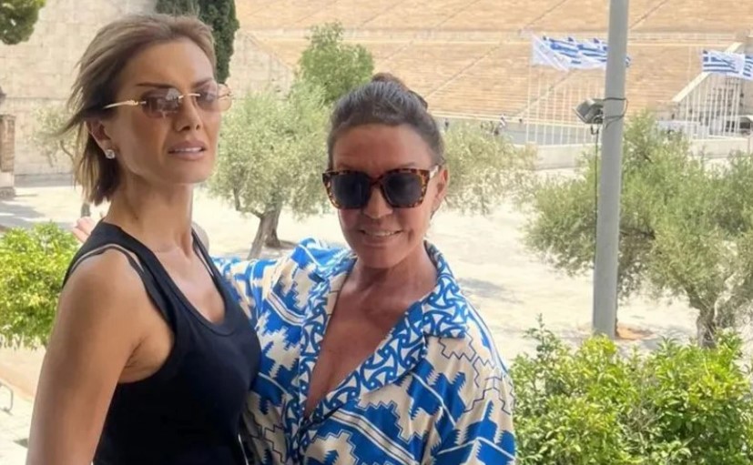 Βάνα Μπάρμπα: Μιλάει ανοιχτά για την κακοποίηση που υπέστη – «Ένιωθα ότι ο κλοιός γύρω από τον λαιμό μου ήταν πολύ σφιχτός και ότι δεν μπορούσα να πάρω ανάσα»