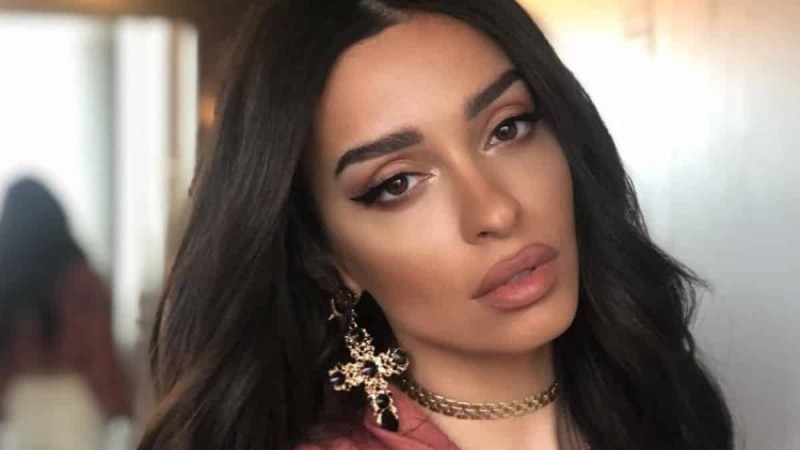 Ελένη Φουρέιρα: «Τα παιδικά μου χρόνια δεν ήταν ξένοιαστα – Δούλευα για να βοηθήσω την οικογένειά μου»