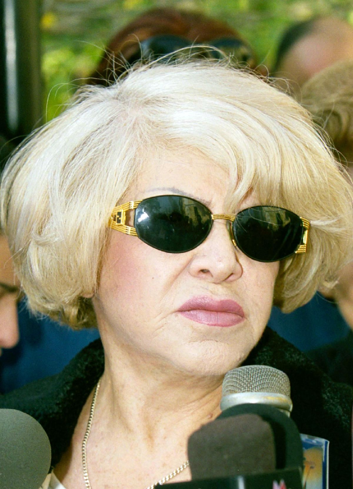 Καίτη Γκρέυ: Ο γιος της κατέθεσε αγωγή για ακύρωση της διαθήκης της