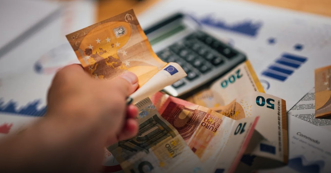 Πασχαλινό επίδομα: Το ποσό, οι δικαιούχοι και πότε θα καταβληθεί
