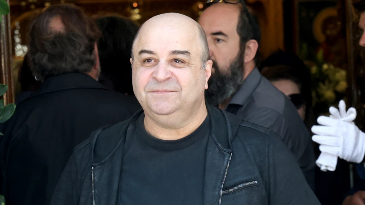 Μάρκος Σεφερλής: Το σοβαρό πρόβλημα υγείας του – Ακύρωσε sold out παράσταση