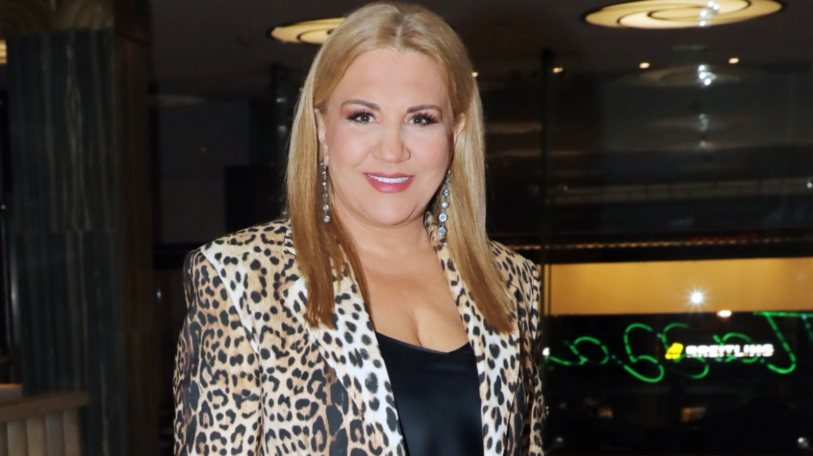 Δέσποινα Μοιραράκη: Αυτό είναι το μονόπετρο με το οποίο της έκανε πρόταση γάμου ο εκλιπών σύζυγός της