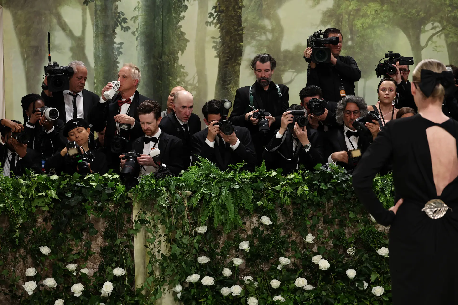 Αντίστροφη μέτρηση για το Met Gala: Αυτοί είναι οι σταρ που θα μαγνητίσουν τα φλας στο κόκκινο χαλί