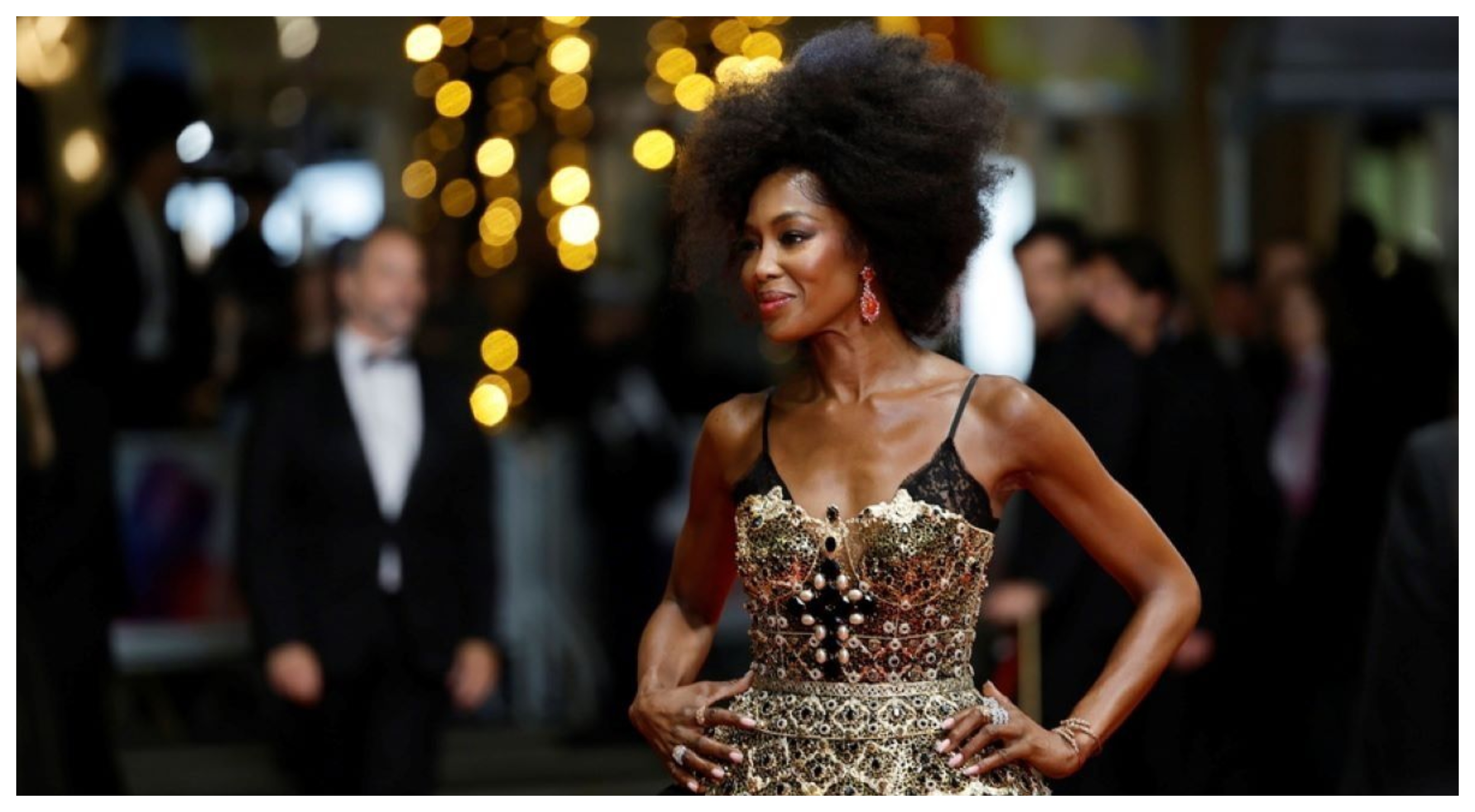 Naomi Campbell: Η εκθαμβωτική εμφάνιση της “μαύρης γαζέλας” στις Κάννες (ΒΙΝΤΕΟ)