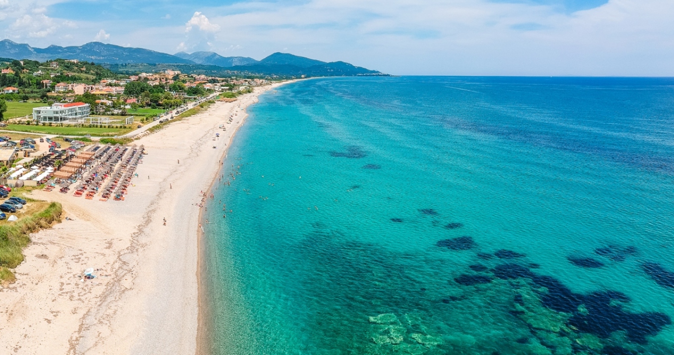Η μεγαλύτερη παραλία της Ευρώπης βρίσκεται στην Ελλάδα και έχει μήκος 25 χιλιόμετρα – Μάθετε που