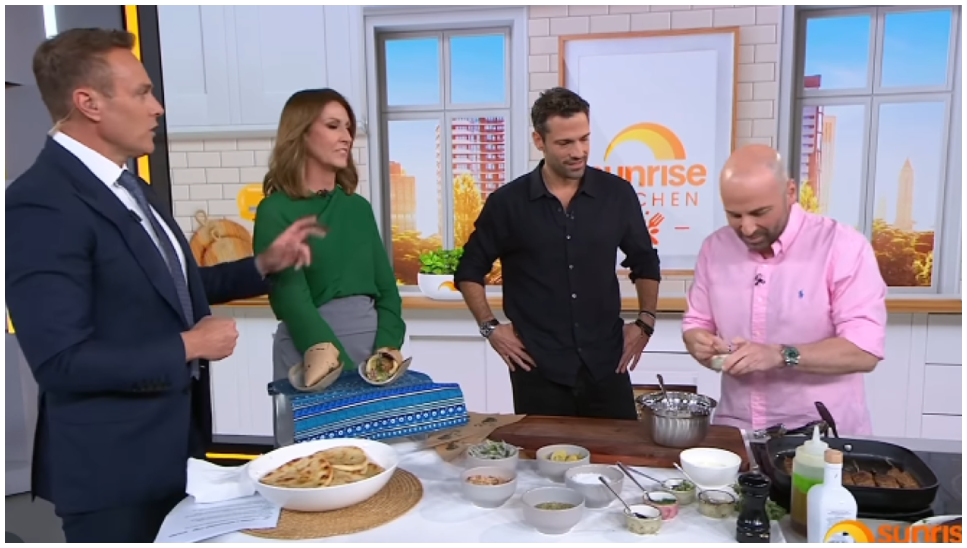 Αργυρός: Έφτιαξε σουβλάκι… από καγκουρό σε τηλεοπτική εκπομπή στην Αυστραλία! (ΒΙΝΤΕΟ)