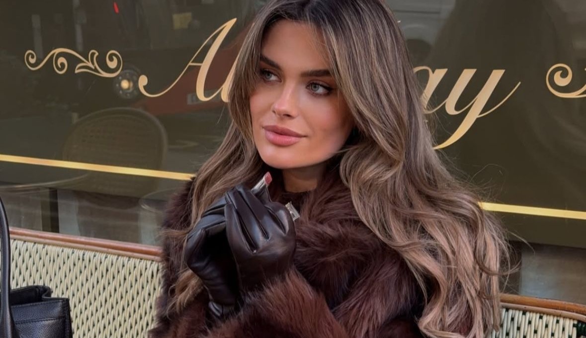 Mακριά δερμάτινα γάντια: Tο πιο glamorous comeback της σεζόν