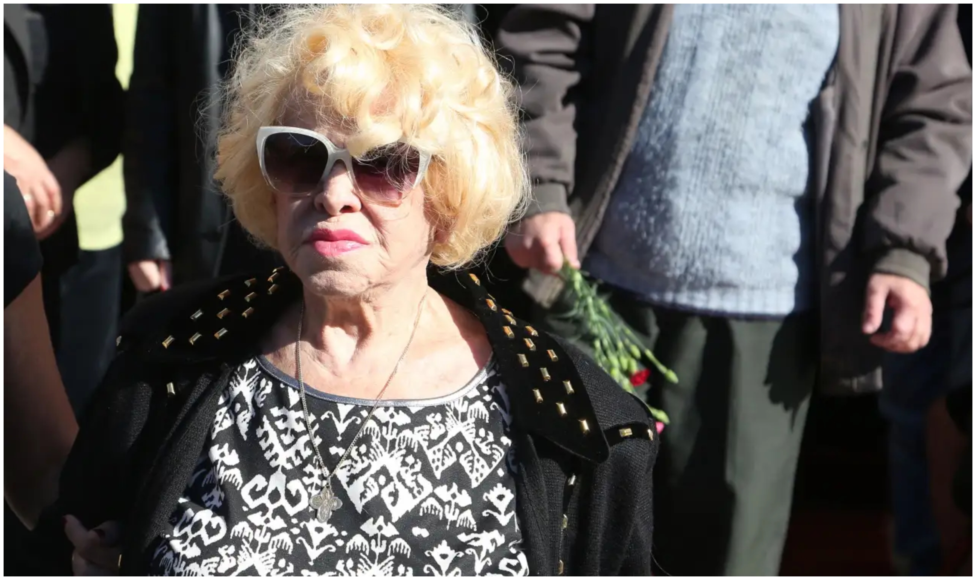 Καίτη Γκρέυ: Ο μοναδικός της κληρονόμος “σπάει τη σιωπή του” μετά το άνοιγμα της διαθήκης