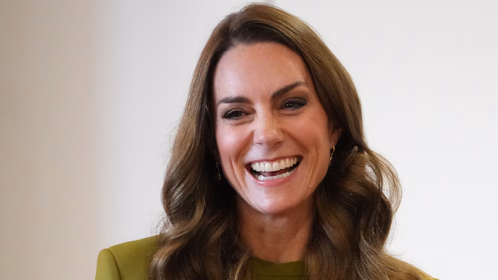 Η Kate Middleton ξέρει τι πρέπει να φορέσει σε κάθε περίσταση – Το «farm look» που έγινε viral (ΦΩΤΟ)